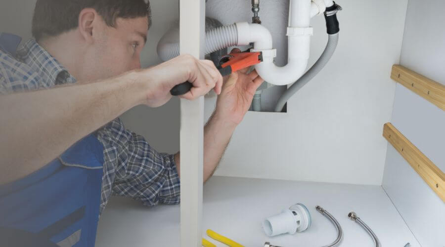 Professional Tankless Water Heater Installation in Rock Falls, IA